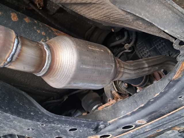 2013 Rav4 2nd Cat Converter, flange bypass , hanger