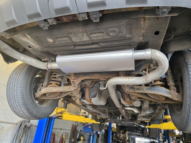 06 Chevrolet Equinox Aftermarket Muffler